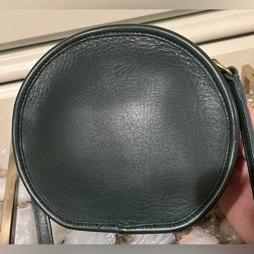 Green Vintage Coach Canteen Bag! - Picture 10 of 16